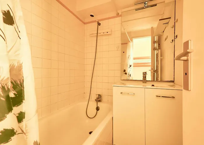 Appartement Résidence Artigalas - Avec Balcon Et Parking Couvert Dans Le Contre De Mae-8524